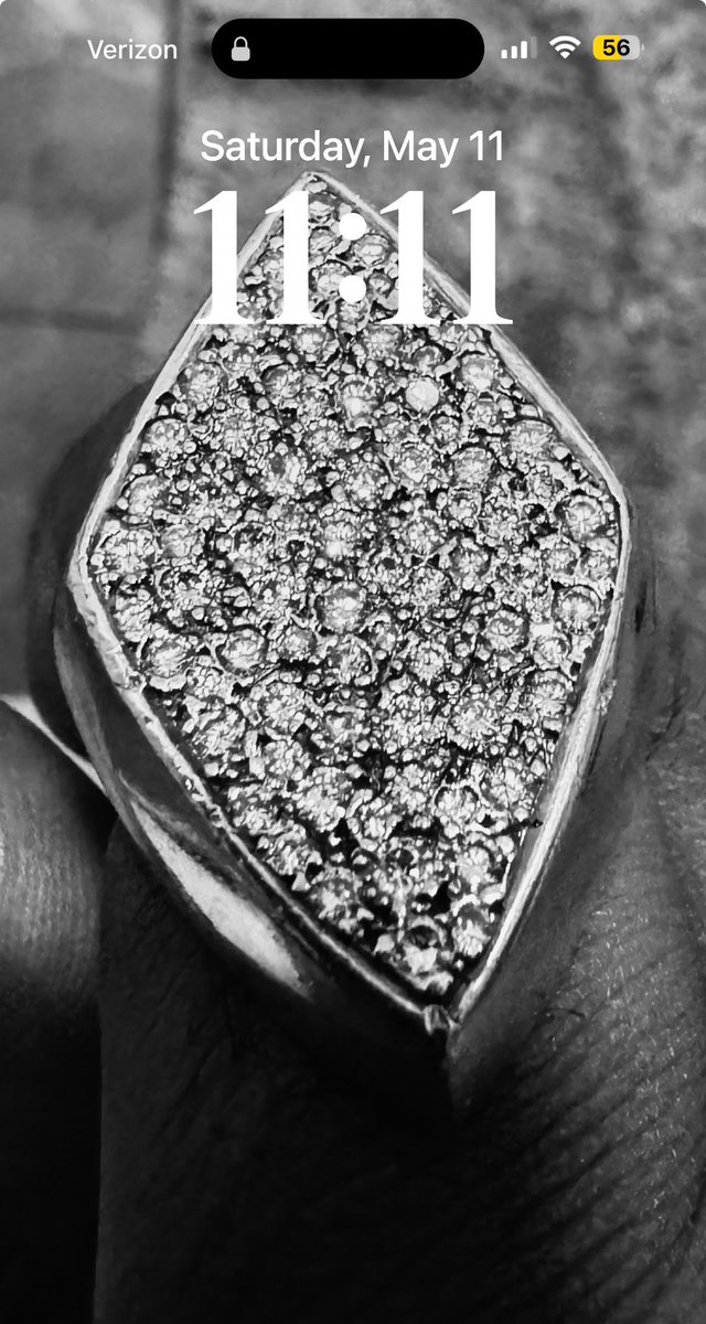 Heru_DivineOne's tweet photo. @TheOutlawz @50Curtisjackson @kendricklamar 

Who Ring is this? https://t.co/7TlQeeVkMO