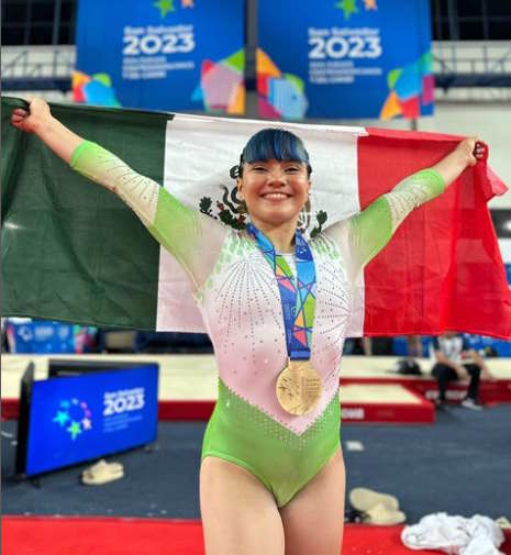 Buen inicio de Alexa Moreno en el 18th FIG ART World Challenge Cup Eslovenia 2024. Se coloca en el primer sitio con 13.550 puntos en la clasificación de la prueba de salto, evento que forma parte de la preparación para @juegosolimpicos de París 2024.

#TodosSomosOlímpicos