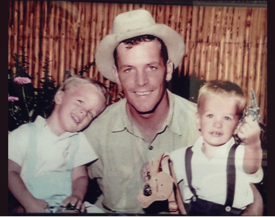 Mark McKinnon tweet media