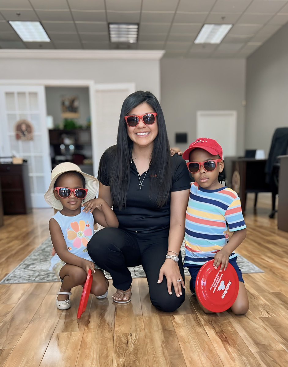 NoraSFAgent's tweet photo. Don’t be without the right coverage, stop by, call/text or click the website below today!

📍9902 Gulf Coast Main St Unit D143
      Fort Myers, FL 33913 

📲 or 💬 (239) 362-0862 

💻 https://t.co/dvplecVajP 

 #YourGoodNeighbor #NoraRodriguezStateFarm https://t.co/Zubr8lynwV