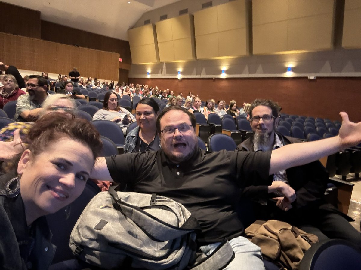 Liz Pena tweet media