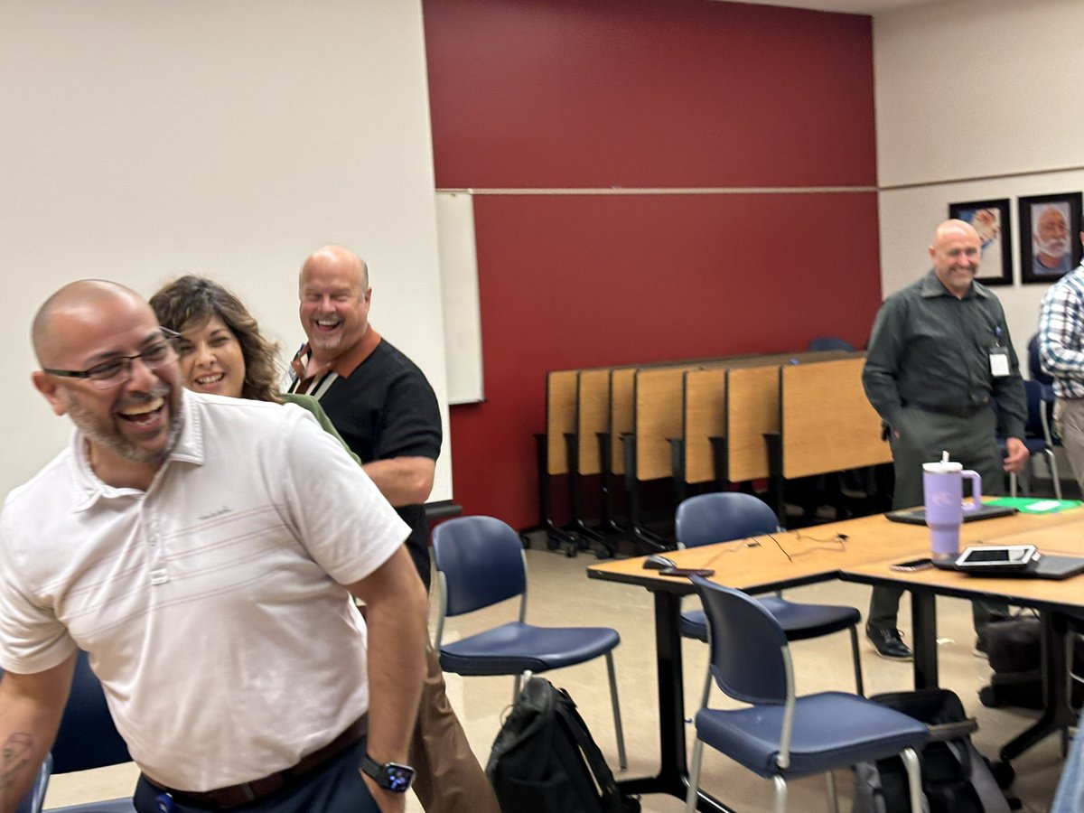 Liz Pena tweet media