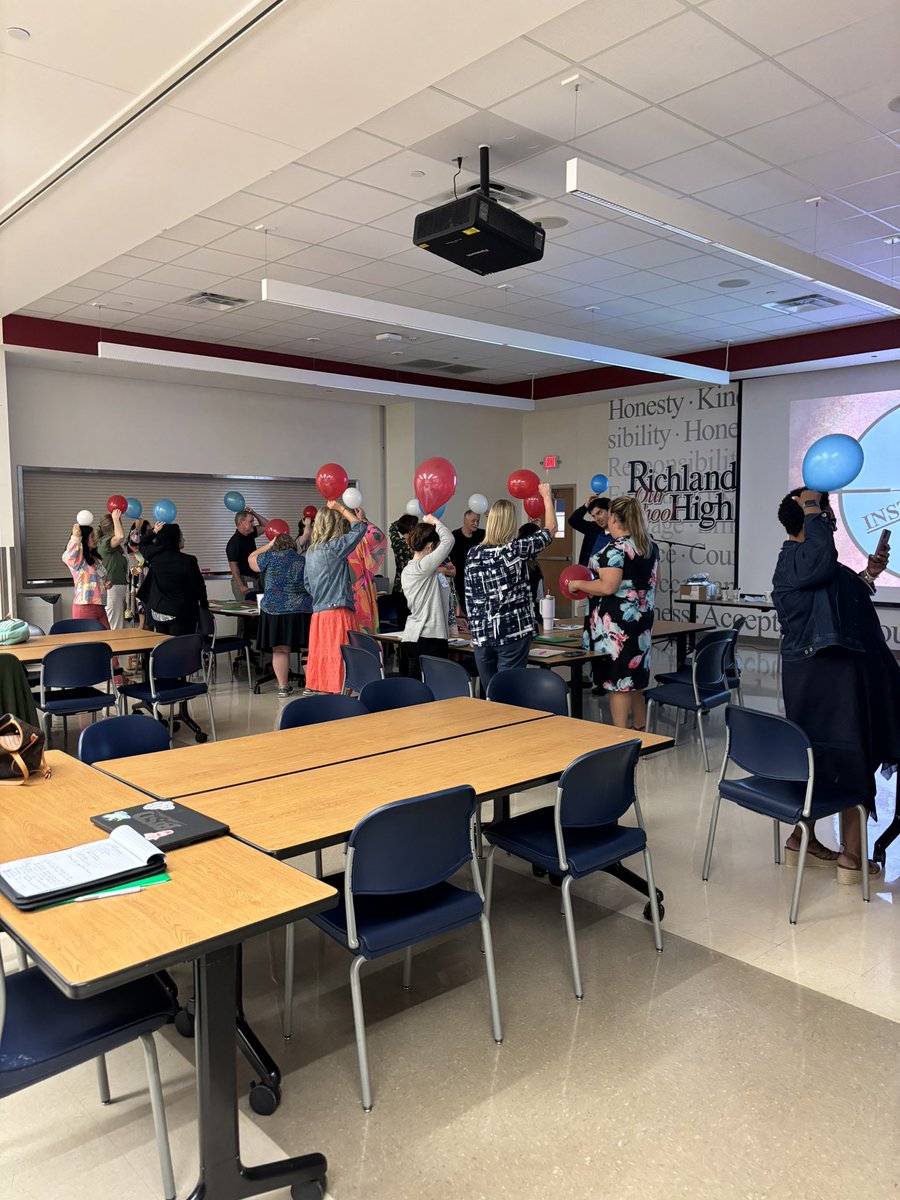 Liz Pena tweet media