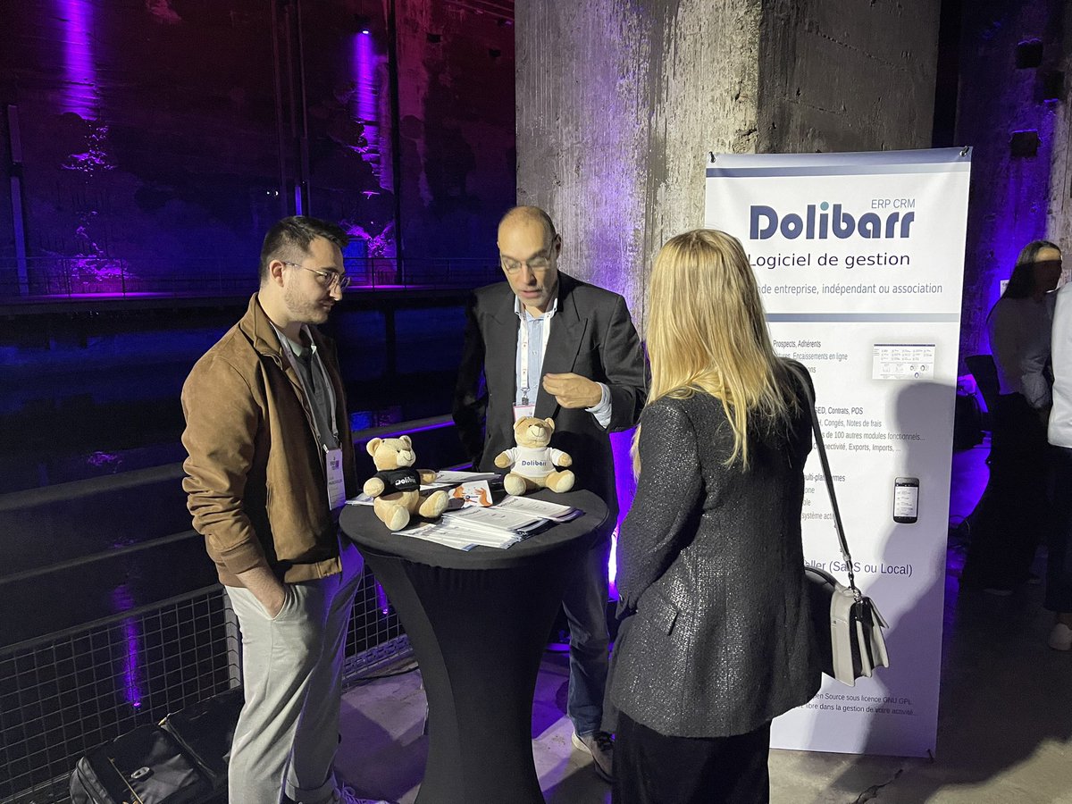 🔴 #FTNight24 Poursuivez votre visite sur les stands 42 à 51 pour rencontrer Elemate, @Yalinkommunity, Yaca, @Dolibarr et bien d’autres 🙌 De belles startups à découvrir 🚀