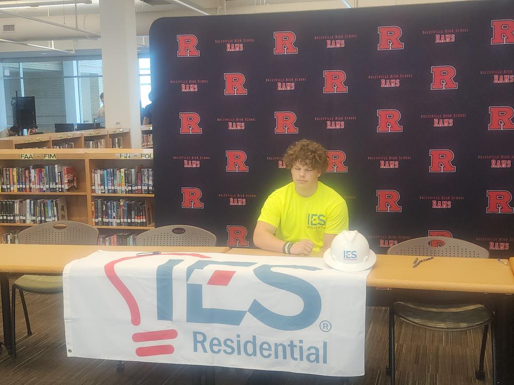 SpcTkey's tweet photo. Student trade signing at Rolesville High School.... IES Residential..
#RHS https://t.co/2F5pVOvicU