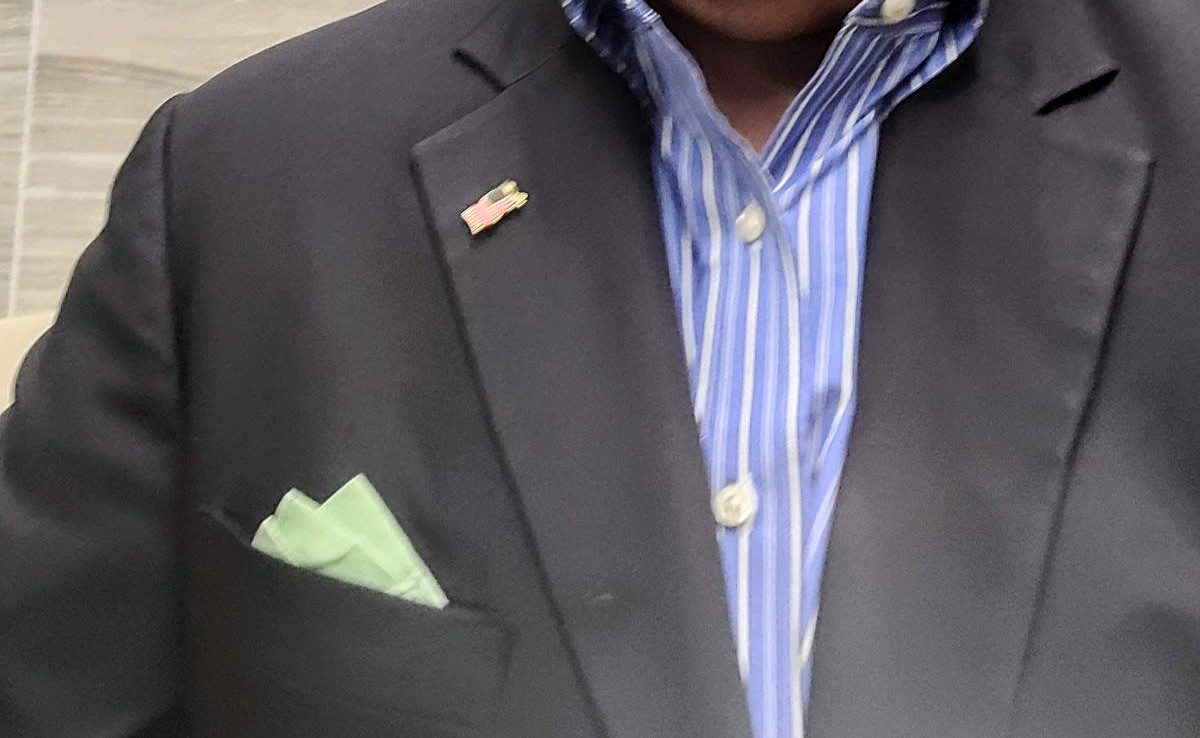 DilfExec's tweet photo. 🇺🇸 #SummerInterns &amp; #CEOs wanted:
like if you'd watch, RT if you'd join @DILFEXEC for #GaySuit /#DILF #Suitplay #menatplay #suitsex party  in #NYC #NJ #Philly this summer... #dtf #preppy #SuitDaddy #Daddy RT @Menatplaycom @Businessmenund1 @GayTrajeados @SilverFoxDeelux @dilfgods https://t.co/bH8EFpSnmq