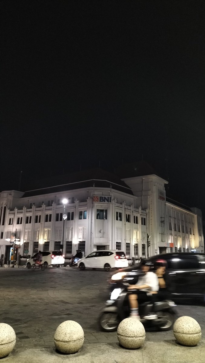 Ekaaptr_'s tweet photo. Aku sudah disinii🙌
30 mei 2024 https://t.co/2uD5hrAYlb