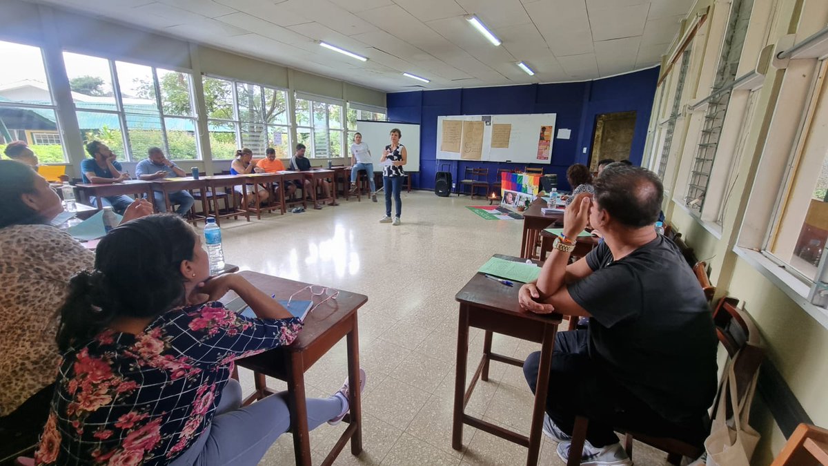 DEI_LatAm's tweet image. ¡Ya estamos en los últimos días del #TST24!

Hoy trabajando con nuestra compañera Anne Kevenhörster, &quot;el cambio más significativo&quot;, que nos permite reflexionar los aprendizajes personales y colectivos más importante durante este mes de formación.