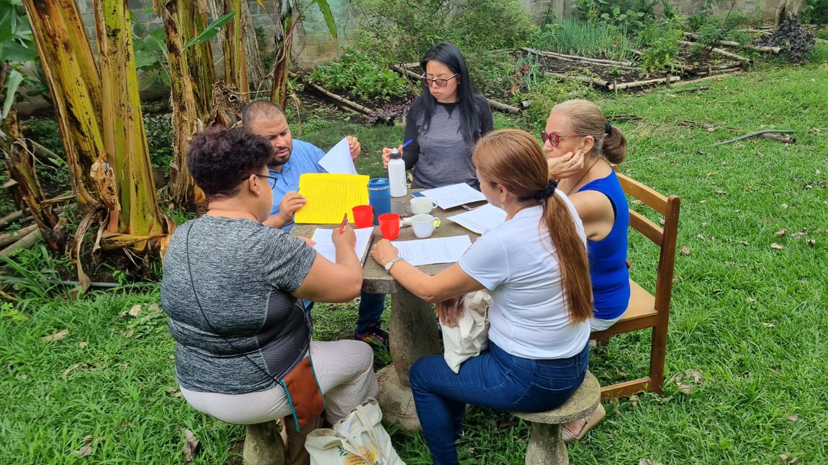 DEI_LatAm's tweet image. ¡Ya estamos en los últimos días del #TST24!

Hoy trabajando con nuestra compañera Anne Kevenhörster, &quot;el cambio más significativo&quot;, que nos permite reflexionar los aprendizajes personales y colectivos más importante durante este mes de formación.