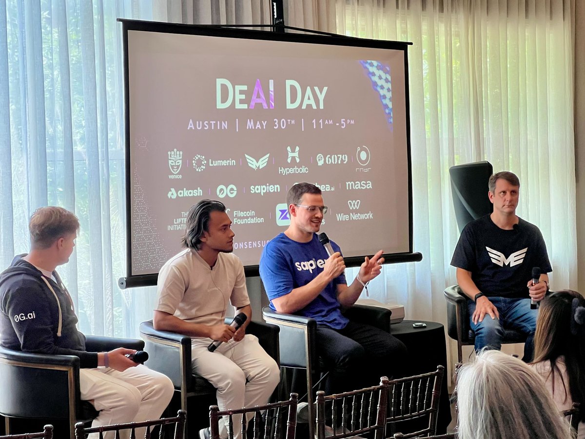 It's DeAI Day today!

Great to meet other AI and blockchain enthusiasts.