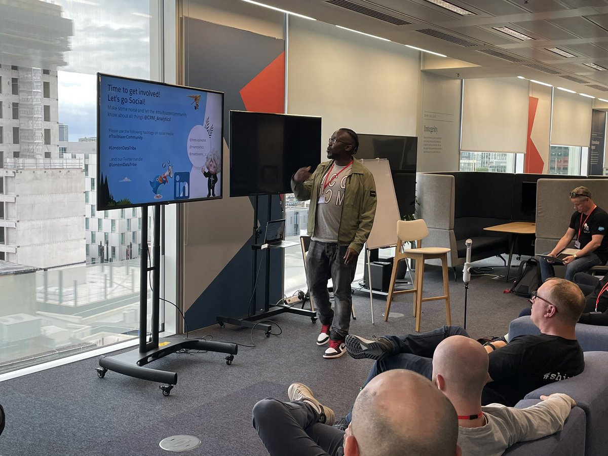 Kicking off the #LondonDataTribe May meetup, hosted by <a href="/credera/">Credera</a>