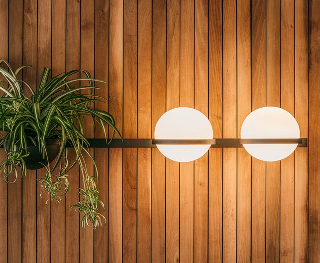 Wow_Lighting's tweet image. @VIBIA Palma wall/ceiling light, inspired by hanging gardens, blends flora with indoor lighting for well-being and calm.

Discover Palma: bit.ly/45391OR

#WowLighting #VibiaLight #BiophilicDesign #LightingDesign
