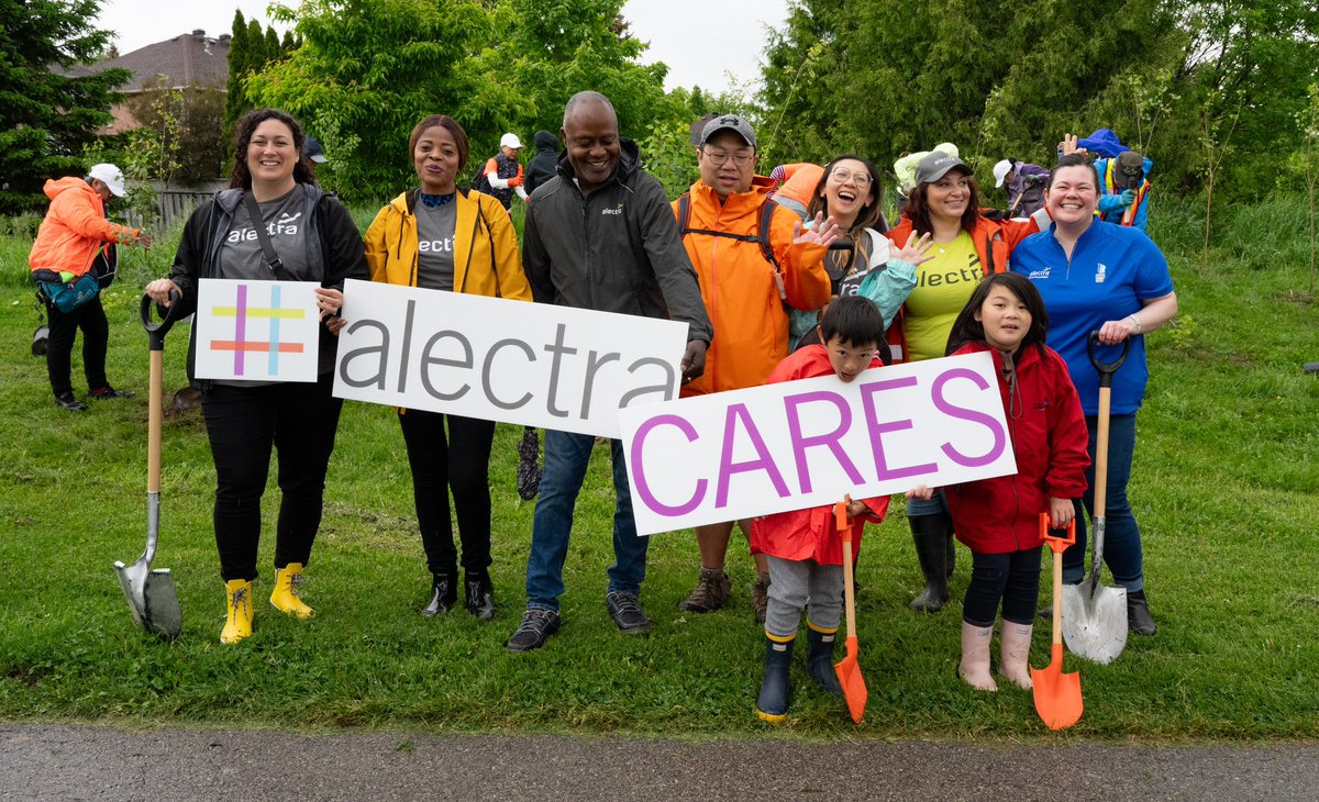 alectranews's tweet photo. We’re planting a greener future in @cityofmarkham with @10ktrees 🌳🌱! Our team planted 650 trees, shrubs, &amp; 90 wildflowers, to support the growth and restoration of Monarch Park. Read about it here: https://t.co/LieqFbXgGz
 #alectraCARES #MarkhamON https://t.co/17NlTjSgX7