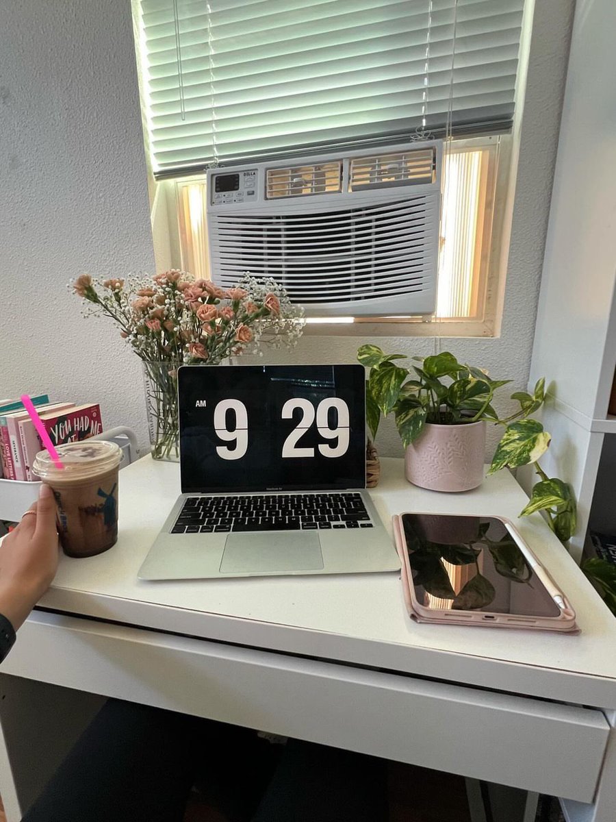 thetripathi58's tweet photo. Microsoft is now paying $35000/month to use the Internet for 2-3 hours per day 

You can also make, If you have:

1. Internet
2. Mobile
3. Time

Have prepared a guide for this

For absolutely FREE:

To get it:  

👉🏻Like and Retweet
👉🏻Reply with “send”

[ Must be following ] https://t.co/MbolJy7Kvm