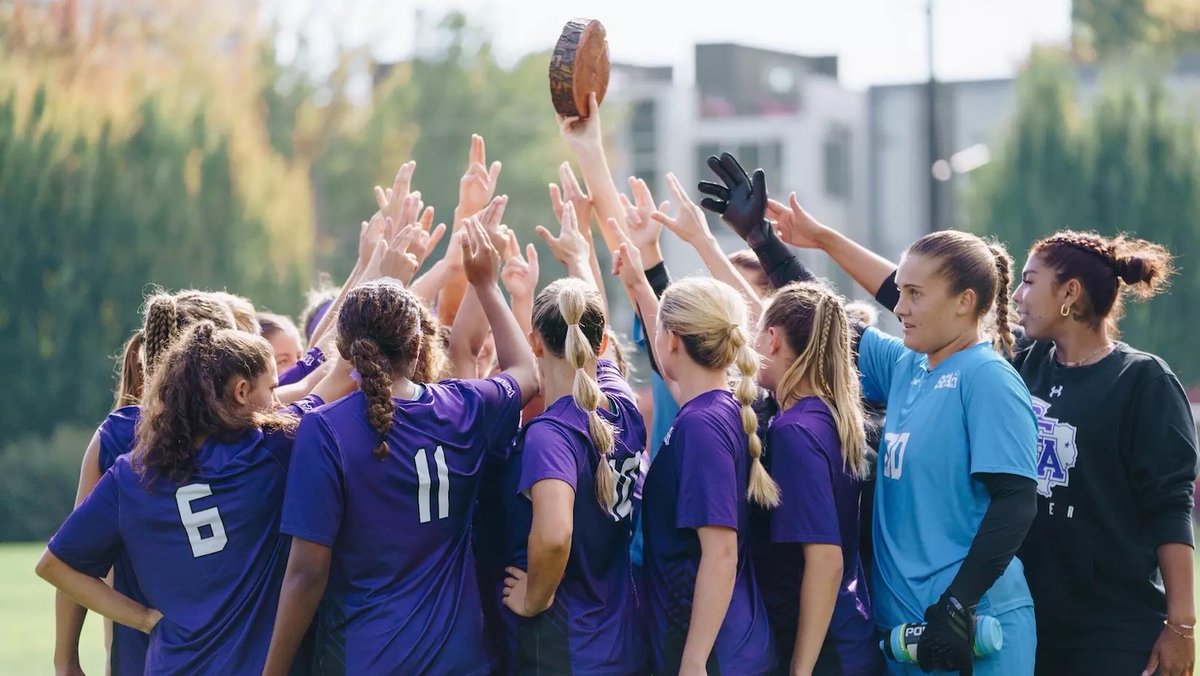 🏐 + ⚽ 2024 Season Ticket Renewals are in ticket accounts now! Login online to renew or call the ticket office at (936) 468-5225 to secure your seats today! 🎟️: bit.pulse.ly/oc3m3hneaz #AxeEm x #RaiseTheAxe