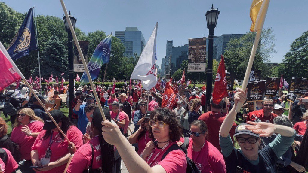 Standing strong with @OPSEU_SEFPO @OFLabour against healthcare privatization! Quality healthcare is a right, not a privilege. Let's keep it public, accessible, and equitable for all! #PublicHealthcareMatters #NotForSale #OnLab #OnPoli #YSW