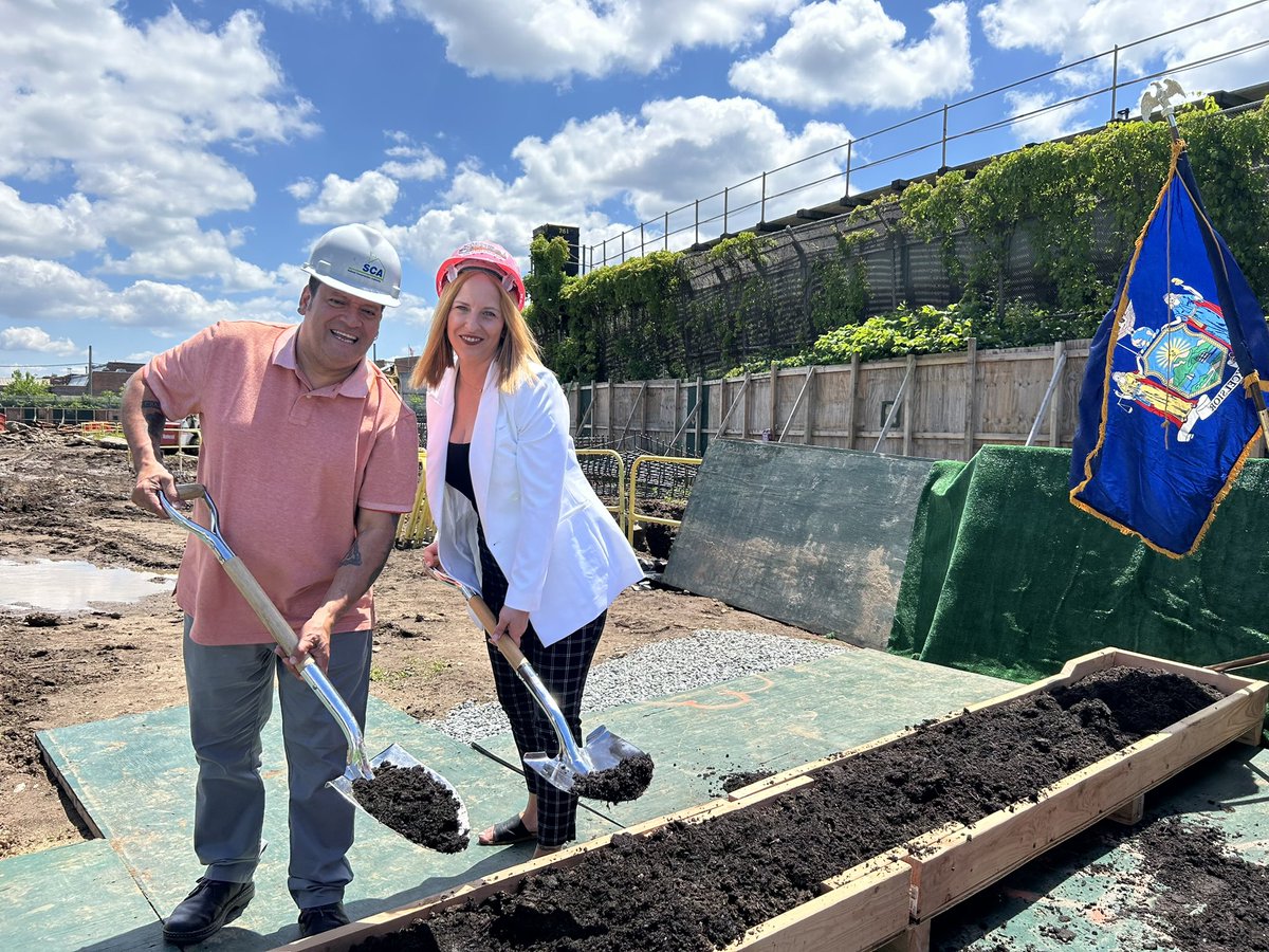 JohnDeweyBK's tweet photo. We’re thrilled to announce that the first steps have been taken in the construction of our new John Dewey Middle School Annex! With a timeline of two years, we eagerly anticipate welcoming students for the 2027-2028 School Year. The future is bright! #DewinItRight https://t.co/IzEWnU6Ume
