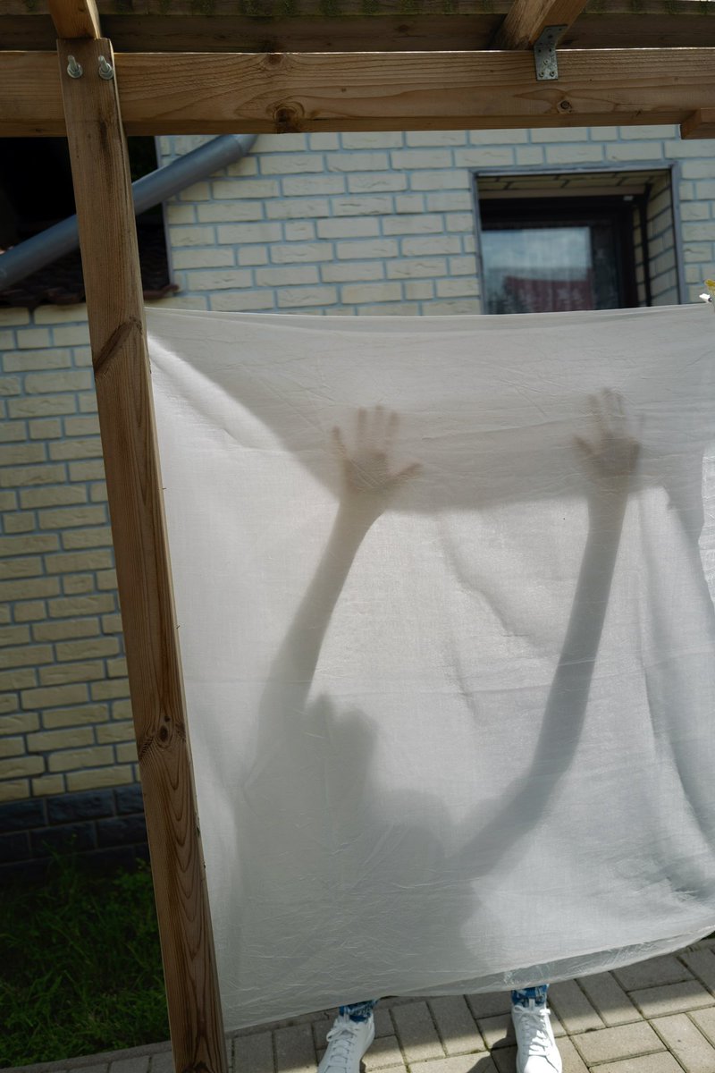 Today I saw hands and arms