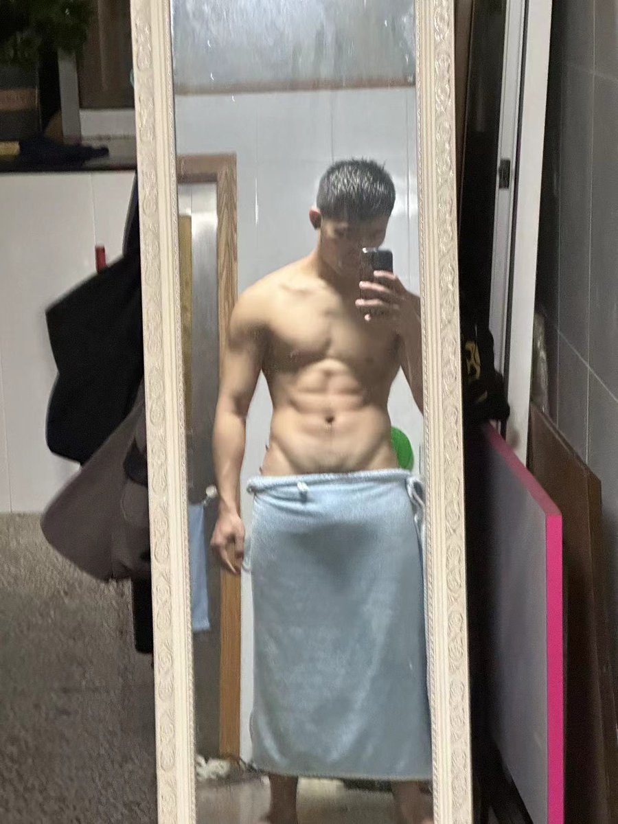 努力健身的憨憨 tweet media