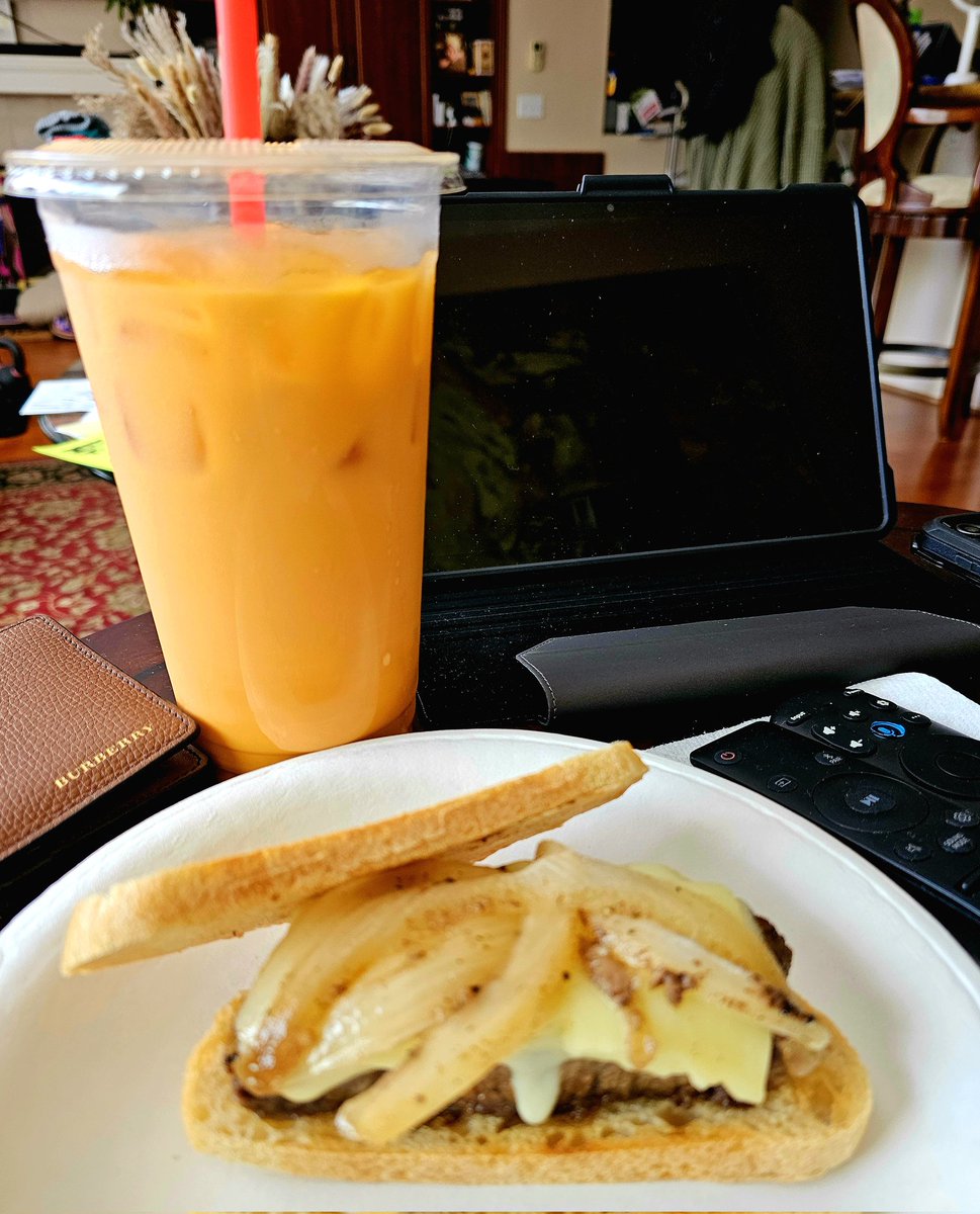 McKnight_Rich's tweet photo. Work from home today... Yessss! Thai tea, fillet mignon sandwich on sourdough w/ dill havarti and onions side of Valium &amp; Perc. #nirvana #RestandRecoup https://t.co/xVTGRBRNnz