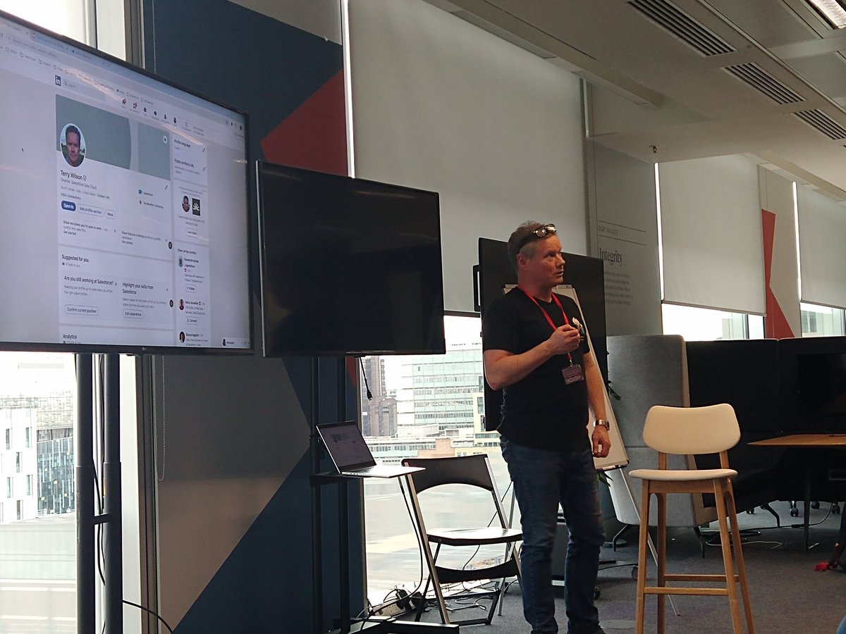 Such a treat to attend a #LondonDataTribe meetup. Thank you  <a href="/credera/">Credera</a> for hosting 🙏🏽 and for Terry Wilson for joining us today 🙂