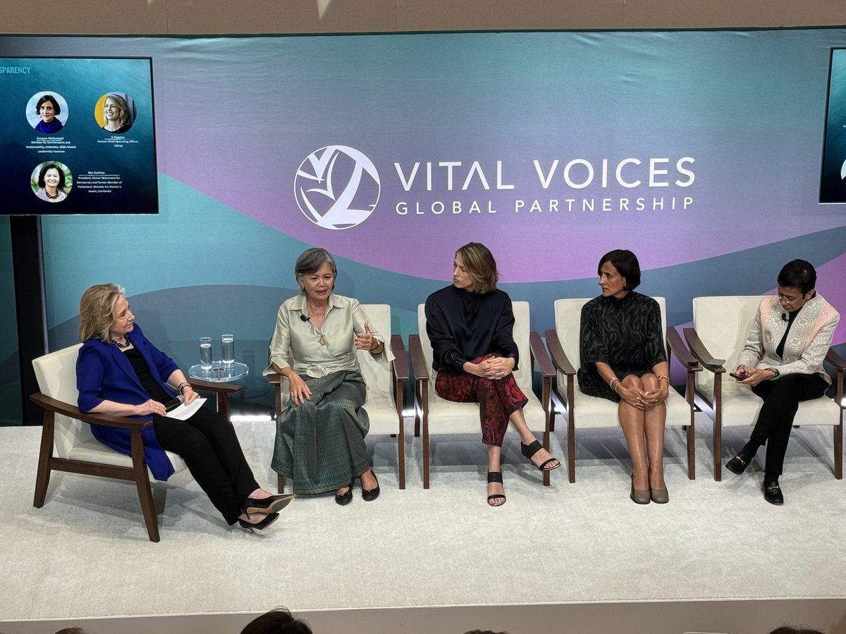 Mu Sochua, president of a newly established Khmer Movement for Democracy, is speaking up about situations in #Cambodia, #HumanRightsViolations, #democracy and suppression against pro-democracy voices at #vitalVoices stay stunned for more <a href="/RadioFreeAsiaKH/">RFA Khmer/វិទ្យុអាស៊ីសេរី</a>