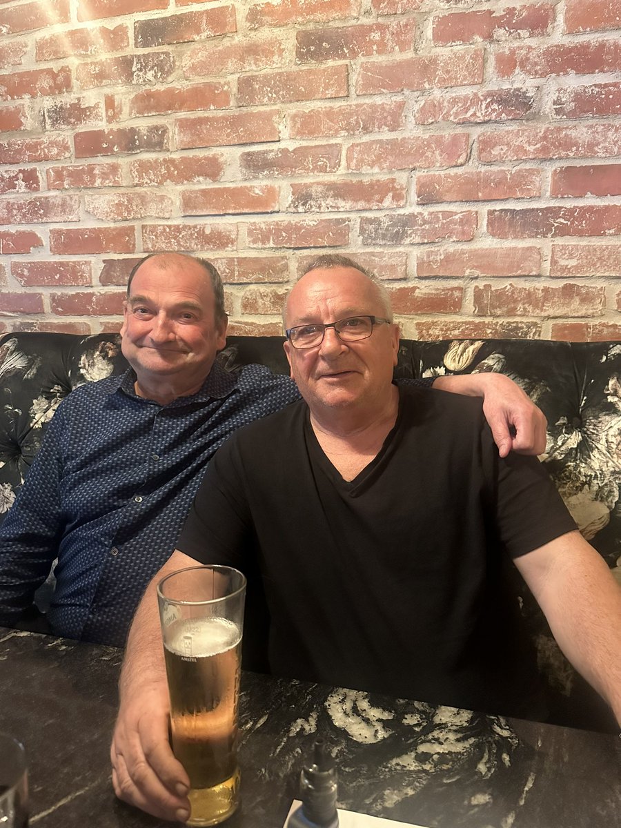 NECoachTravel's tweet image. Celebrating the end of the football season with Simon ‘Guru’ Carr and discussing the next season already 👌🏻 #nufcaway #northeastcoach #coachtravel