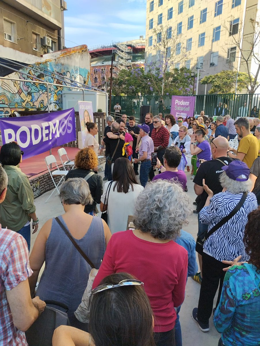 Rukanata's tweet photo. Con Pablo Iglesias - PODEMOS. En estas elecciones europeas Juntando afectos y Luchas. Diásporas del Mundo y Progresistas por la vida y contra el fascismo internacional. COLOMBIA PRESENTE. https://t.co/QstyeGQY2z