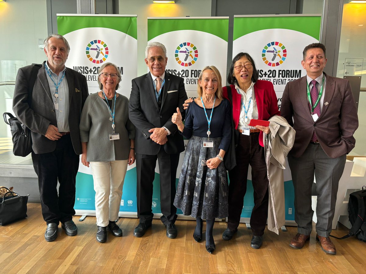 Today, @BBorisch spoke at 'Fit for Each Other? Multi-Generational Cooperation with Generative AI,' from the CSEND-WSIS Series. Discussions focused on the impact of AI and digital tech on multigenerational workplace well-being and performance. 
#GenerativeAI #Multigenerational
