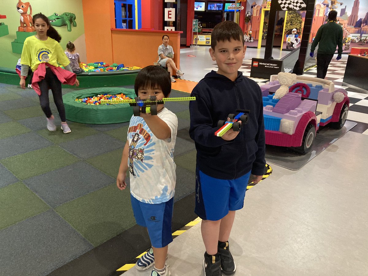 Mrs. Ginn BFA tweet media