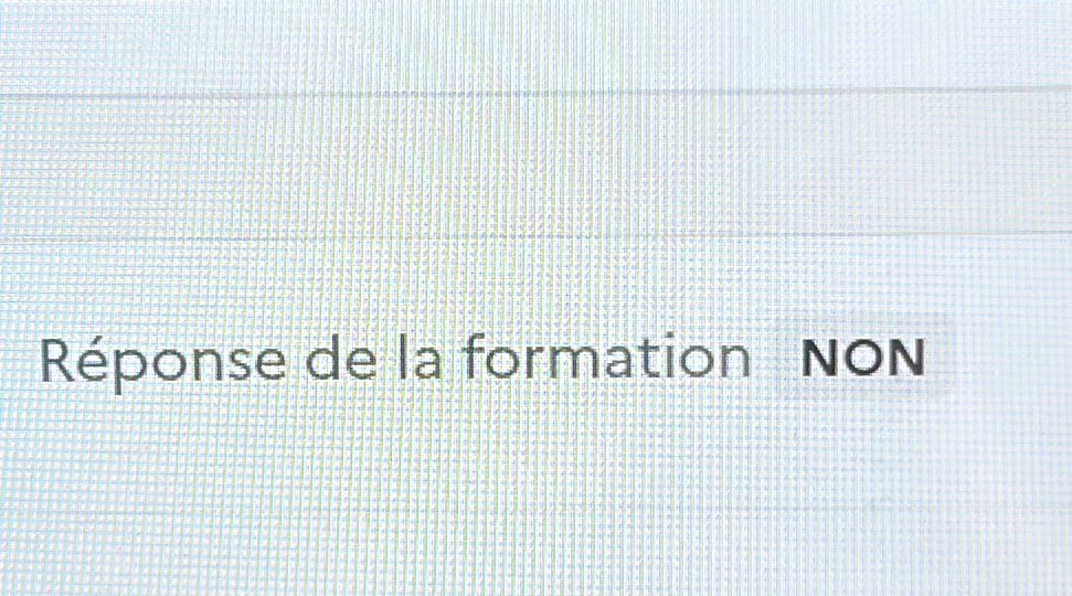 444yii's tweet photo. « NON » déjà pq tu cries https://t.co/cbkthHL4vI