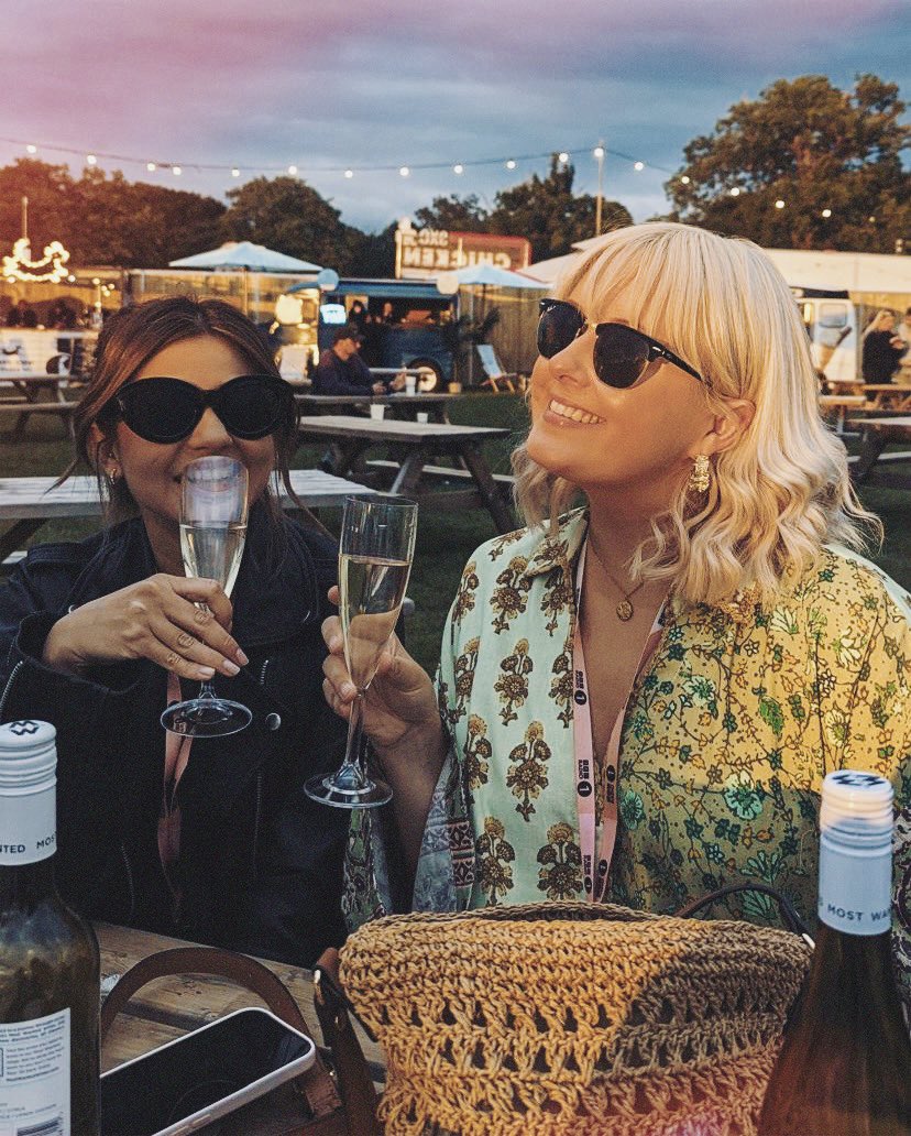 Lauren Layfield (@laurenlayfield) on Twitter photo 