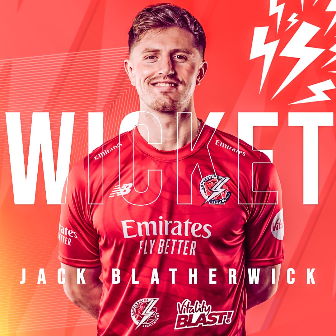BLATHERS! 🤯 Jack Blatherwick is in on the action as he produces a brilliant caught and bowled to dismiss Raine! 30-4 (5.3) Watch LIVE on #LancsTV! 💻➡️ bit.ly/LANvsDUR ⚡️ #LightningStrikes