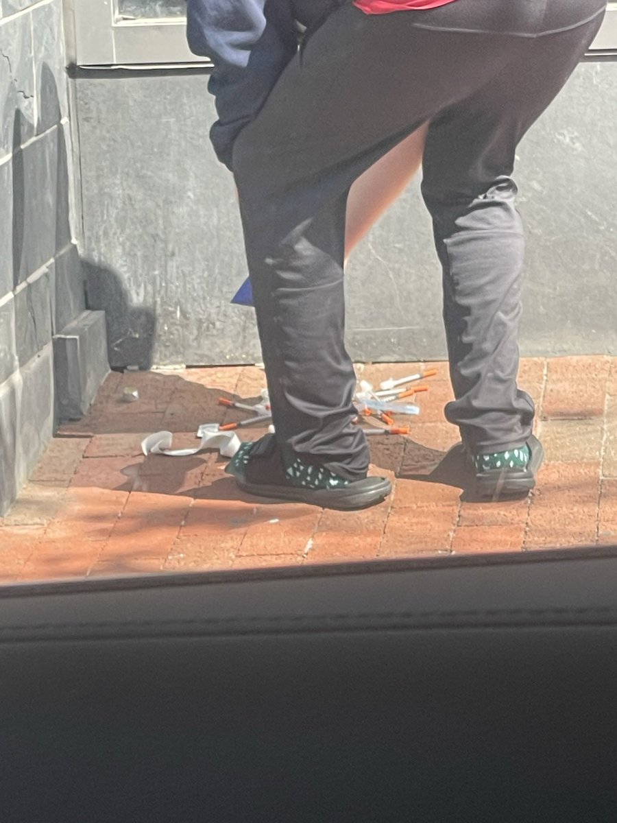 Boston_Addicts's tweet image. Shot at 3:49pm
#addiction #AddictsOfBoston #Boston