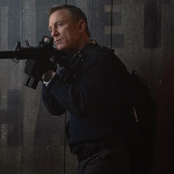 DanielCraigBRA's tweet photo. Daniel Craig e Charlize Theron serão os protagonistas do thriller de assalto ‘TWO FOR THE MONEY’, produzido pela Apple Original Films.

A trama do filme explora o desenvolvimento do relacionamento entre dois ladrões profissionais ao longo de três grandes roubos. https://t.co/xJumfOpZqL