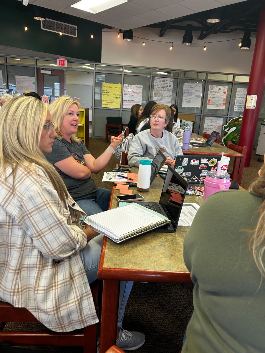 PBLWorksKY's tweet photo. It's the final day of our #PBL101 Summer Regional Conference in Rowan County! 

We're thrilled that these Kentucky educators joined us to begin or continue their journey toward advancing deeper learning through PBL!

#PBLWorks #PBLWorksKY #PBLisHappening #KYdoesPBL @RowanSchools https://t.co/4RyGQ0EDur