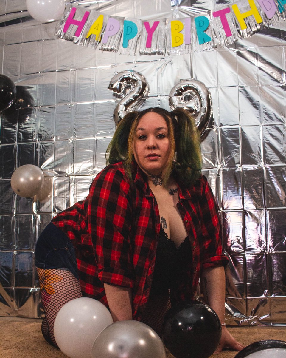 BurkeFtw's tweet photo. Some of my favorites from a birthday shoot this weekend.

#photography #photographer #phillyphotographer #viral https://t.co/7PitSpfjZq