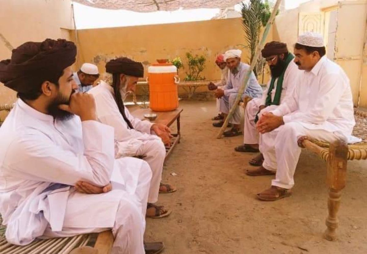 *تیری ســـٓـادگی*👌
 *تیری عاجـــٓـزی*🤗
*تیری ہر ادا کمال ہے 😘*

*مجھے نـــٓـاز ہے*🔥
*مجھے فـــٓـخر ہے*✌️
*میرا لیڈر بے مثال ہے*🤍