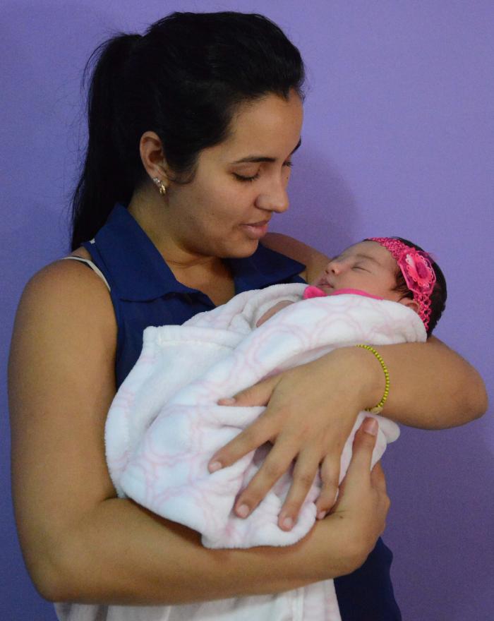 El Decreto-Ley 84 del 2024, modificativo del Decreto-Ley 56 de la Maternidad de la Trabajadora y la Responsabilidad de las Familias, que extiende el plazo para el disfrute del período de la prestación social hasta 15 meses de vida del menor, entró en vigor❤ #PAMujeres @FMC_Cuba