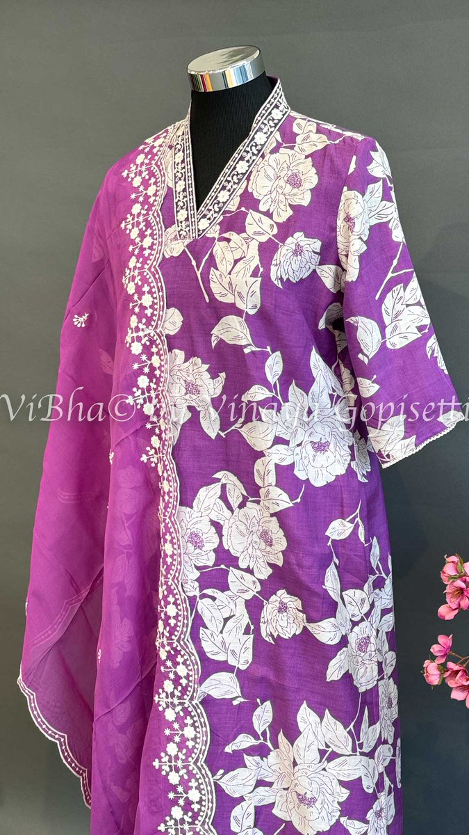 ViBha_Vogue's tweet image. ViBha's Purple Floral Palazzo Set! #purple #floral #suitsets #Vneck #cotton #palazzo #designerVinayaGopisetti #ViBha #embroidery #elegance #summerClothes #Indian #designer #celebration #IndianWear #WomensClothing #comfortable #SanJose #bayarea #california #traditional #ethnic