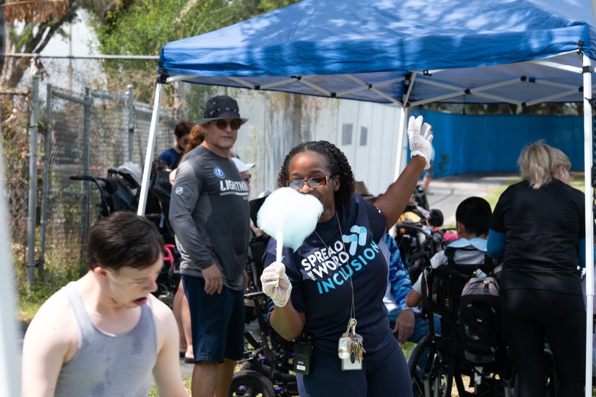 BucManatees's tweet photo. Water day was such a great success, everyone had fun in the sun! Special thank you to Zeta Phi Beta Sorority, Inc Gamma Tau FGCU &amp; Fort Myers Shores Fire Dept. for supporting us on this wonderful day. This school year has been amazing! https://t.co/YxS6DwbQZG