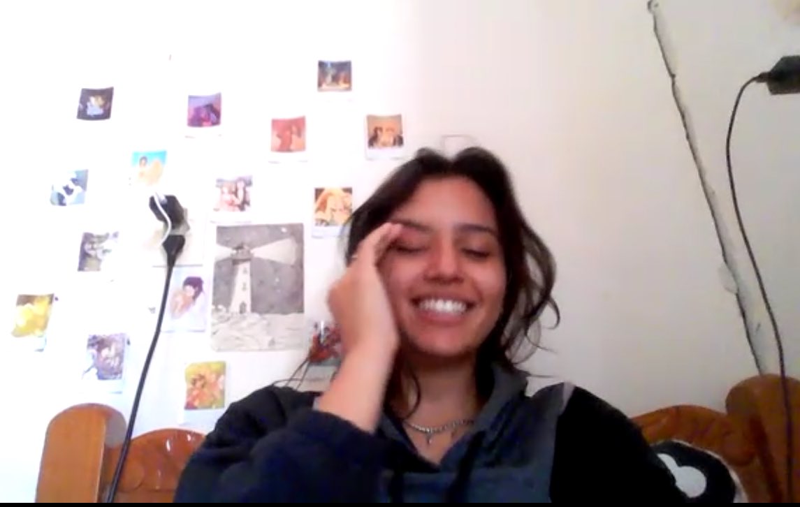 fyyClara's tweet photo. Dia de perturbar a única a pessoa que me suporta todos os dias 💖💖💖💖💖 https://t.co/YW7uLutFxC