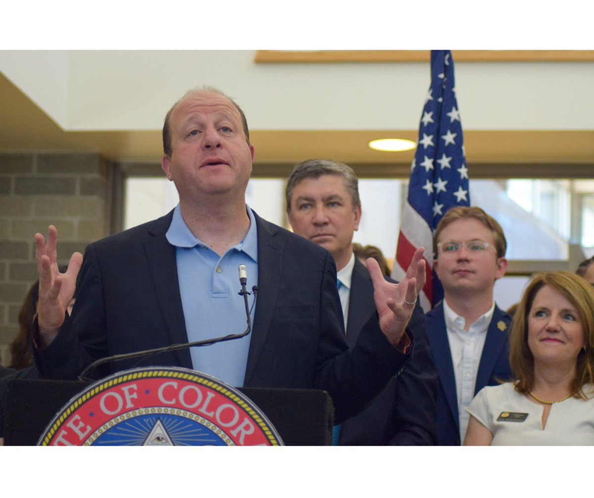 GovofCO's tweet photo. Today I was thrilled to sign a bipartisan bill into law to make the first two years of college free for students whose family income is under $90,000/year. Cost should not be a barrier for people to live up to their potential, which is why we are expanding access to higher education and reducing the financial burden on students and families.