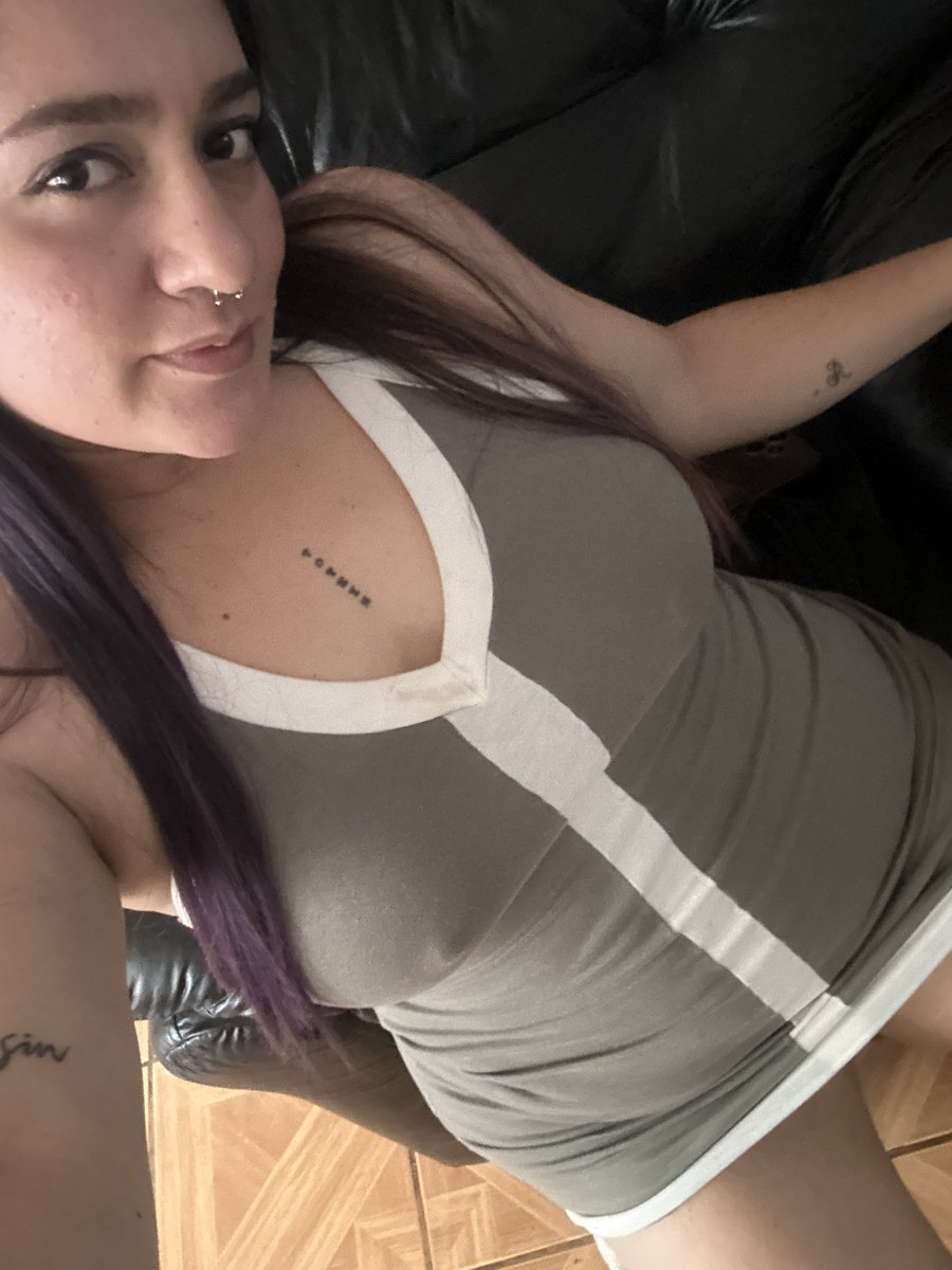 Me porte muy mal y me castigaron video en
onlyfans.com/jhoasanchez23