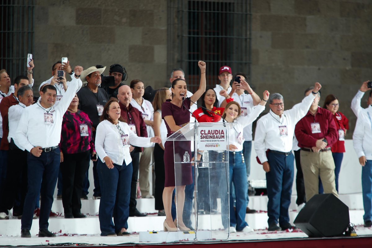 #Astillero, columna de @julioastillero En la pelea principal, la presidencial, las perspectivas específicas del depósito y el conteo de #votos apuntan con claridad y persistencia al triunfo de @Claudiashein. Poco parece quedarles por hacer a esos promotores de la coalición