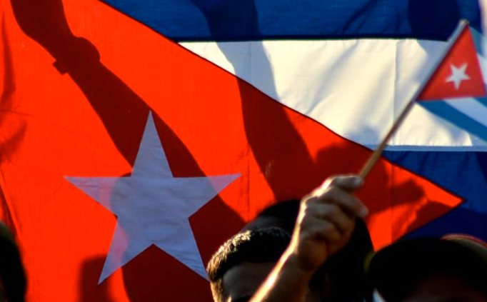 MryRodrguez4's tweet photo. Si estás con #Cuba... estás en mi equipo! https://t.co/8DUR2oKo34