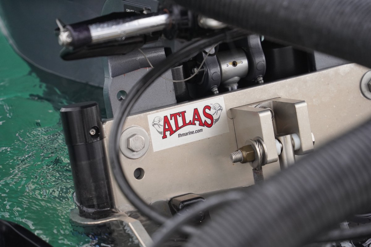 Trouble free action, smoother ride, and easy functionality. The ATLAS™ Hydraulic Jack Plate by @thmarineteam is a must-have! #THMarine #THMairneTeam #ATLAS #JackPlate #HydraulicJackPlate