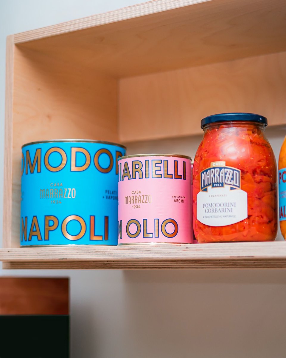 They look so good on the shelf it’s almost a shame to put them on your pizza 🥺 Don’t worry, we will though.

Back at it again this evening and all weekend!