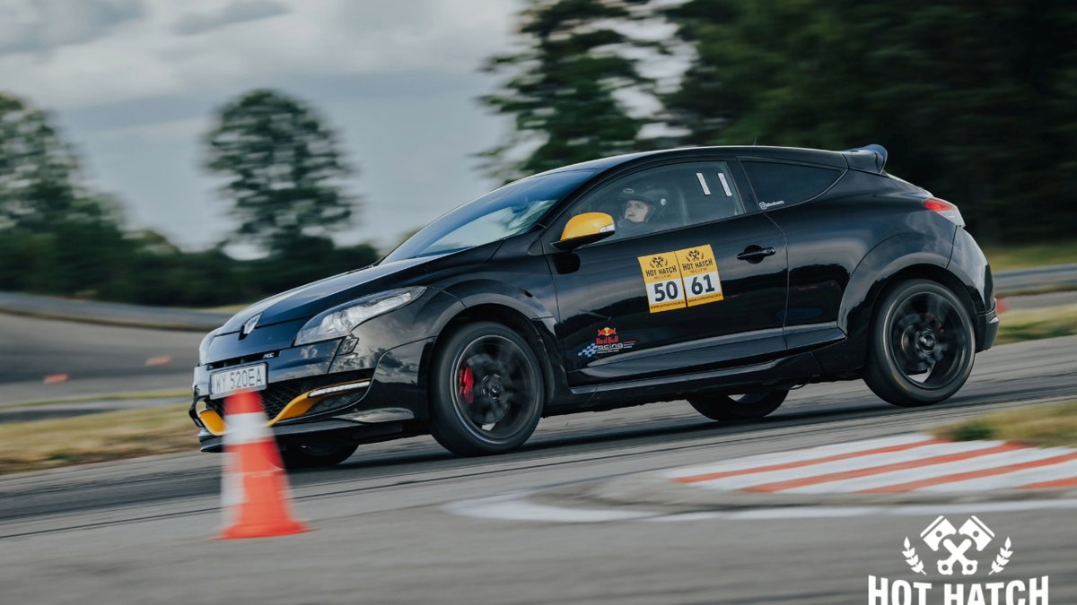 kartrankpl's tweet photo. 1/n

W ubiegłą niedzielę odbyła się 3 runda serii Hot Hatch Cup na Torze Jastrząb - z tej okazji zapraszam na krótką 🧵 https://t.co/knX2JbUNt3