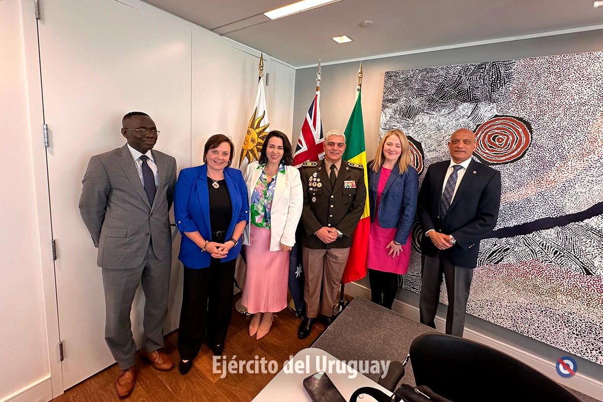 Uruguay realizó junto a Australia y Senegal, un evento sobre la protección a través del mantenimiento de la paz: lecciones de los países que aportan contingentes y policías, enfocado en la importancia del entrenamiento en las políticas nacionales.

El Ejército Nacional estuvo (+)